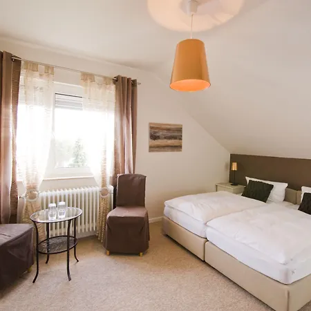 Baltik Hotel Guest house 3*